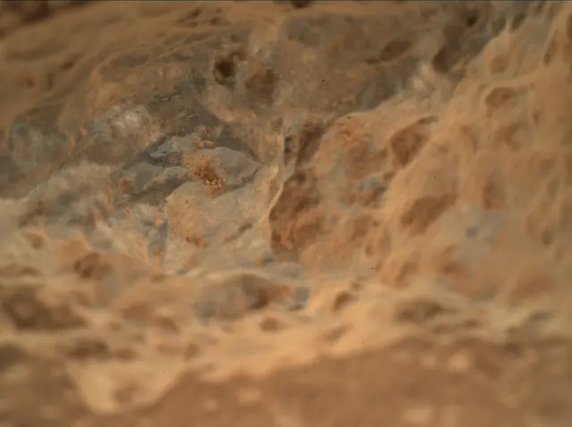 Sol 373: Mars Hand Lens Imager (MAHLI)