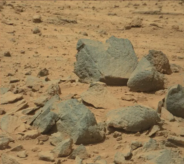 Sol 377: Mast Camera (Mastcam)