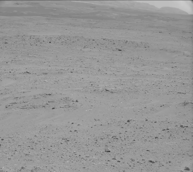 Sol 379: Mast Camera (Mastcam)