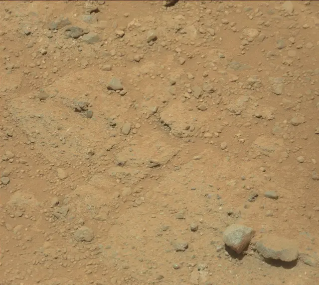 Sol 379: Mast Camera (Mastcam)