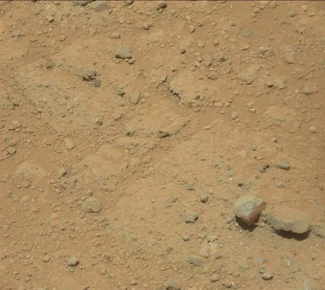 Sol 379: Mast Camera (Mastcam)