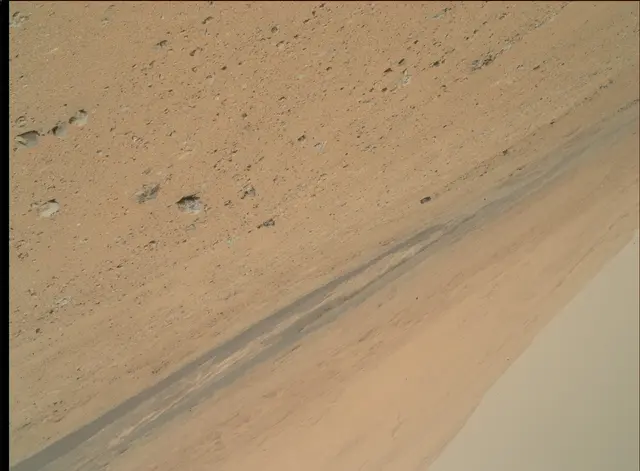 Sol 379: Mars Hand Lens Imager (MAHLI)