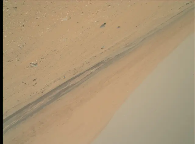 Sol 383: Mars Hand Lens Imager (MAHLI)