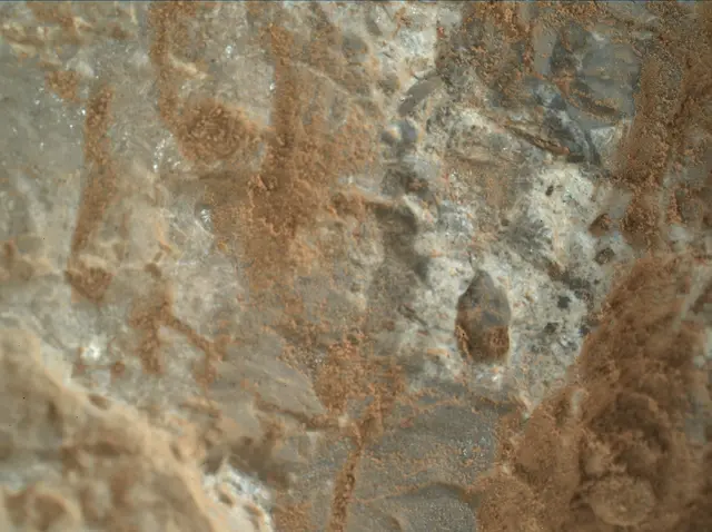 Sol 387: Mars Hand Lens Imager (MAHLI)