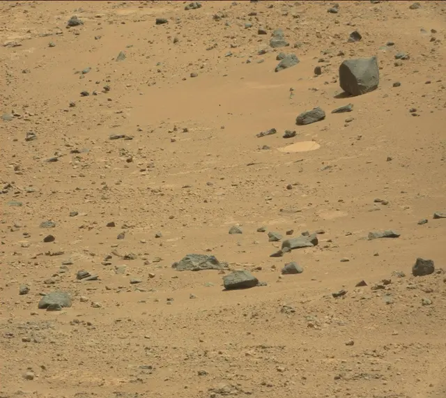 Sol 389: Mast Camera (Mastcam)