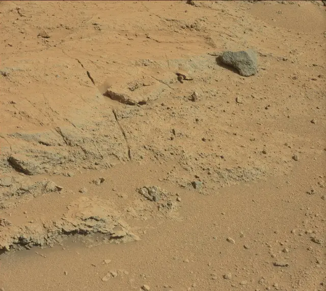 Sol 390: Mast Camera (Mastcam)