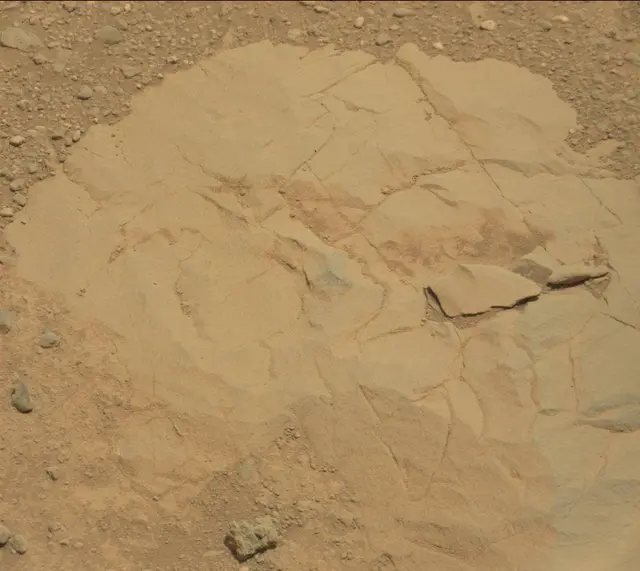 Sol 392: Mast Camera (Mastcam)