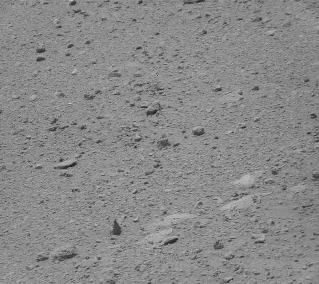 Sol 392: Mast Camera (Mastcam)