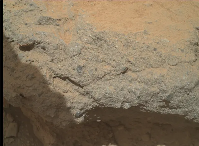 Sol 394: Mars Hand Lens Imager (MAHLI)