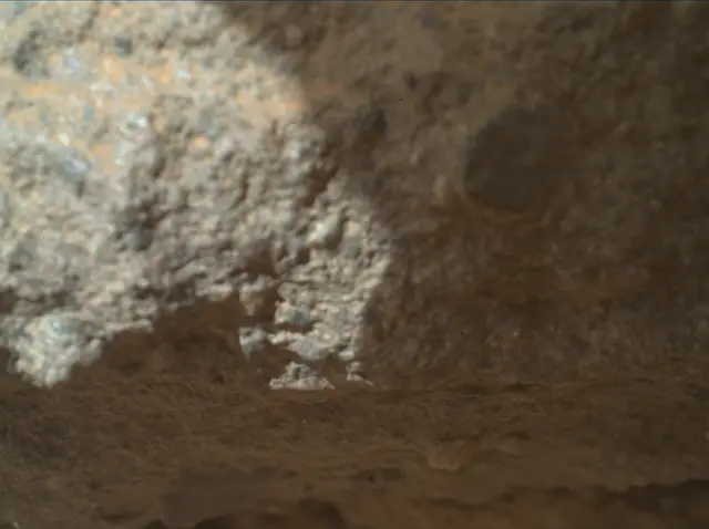 Sol 394: Mars Hand Lens Imager (MAHLI)