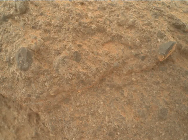 Sol 394: Mars Hand Lens Imager (MAHLI)