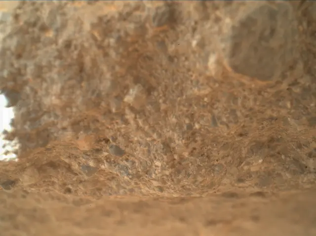 Sol 394: Mars Hand Lens Imager (MAHLI)