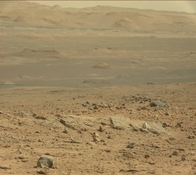 Sol 395: Mast Camera (Mastcam)