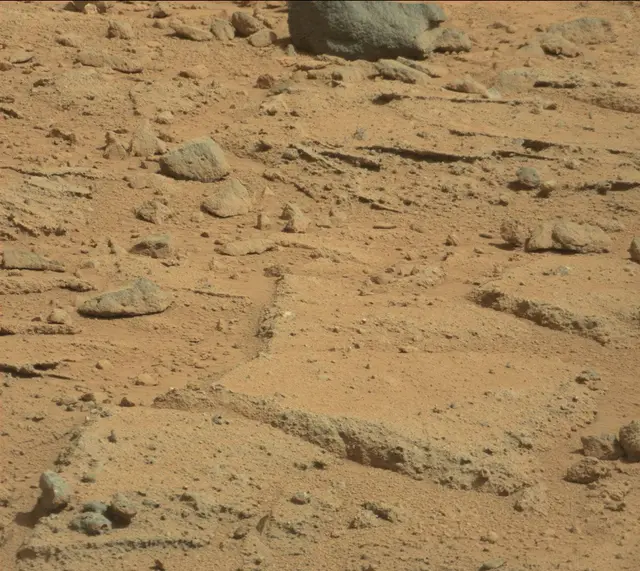 Sol 395: Mast Camera (Mastcam)