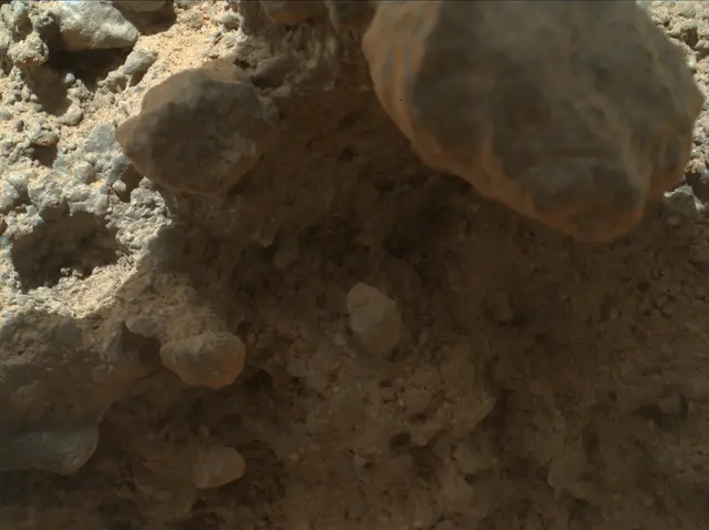 Sol 396: Mars Hand Lens Imager (MAHLI)