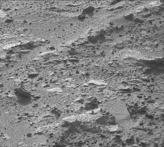 Sol 397: Mast Camera (Mastcam)