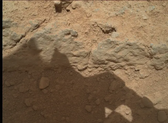 Sol 398: Mars Hand Lens Imager (MAHLI)