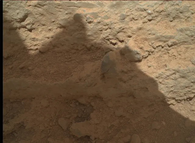 Sol 398: Mars Hand Lens Imager (MAHLI)