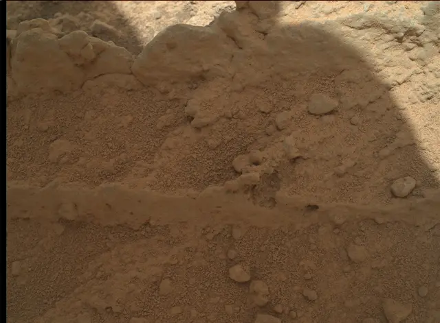 Sol 398: Mars Hand Lens Imager (MAHLI)