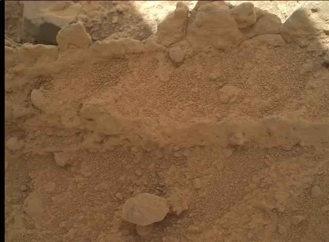 Sol 398: Mars Hand Lens Imager (MAHLI)