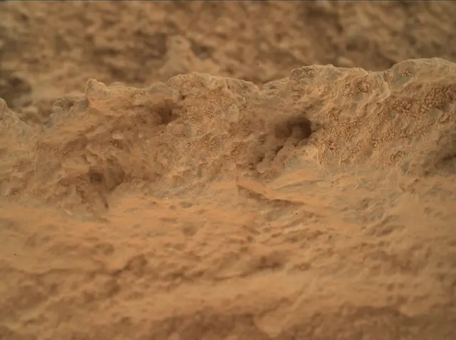 Sol 398: Mars Hand Lens Imager (MAHLI)