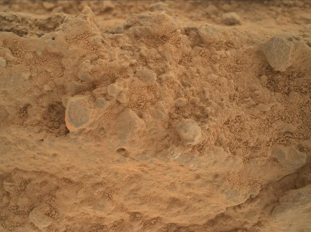 Sol 398: Mars Hand Lens Imager (MAHLI)