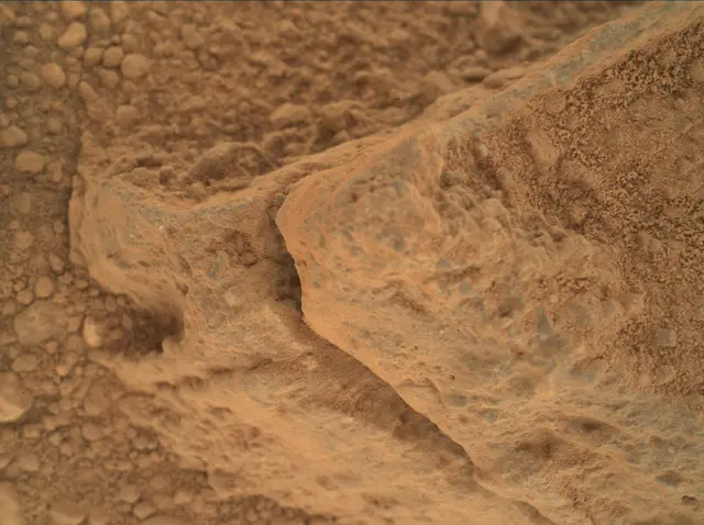 Sol 398: Mars Hand Lens Imager (MAHLI)