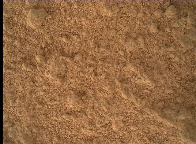 Sol 399: Mars Hand Lens Imager (MAHLI)