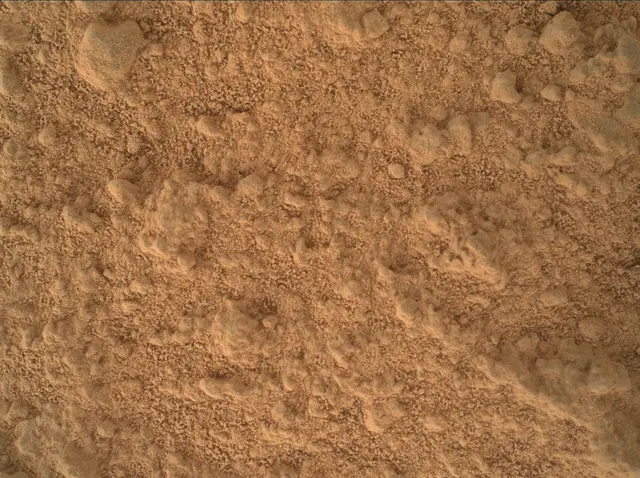 Sol 399: Mars Hand Lens Imager (MAHLI)
