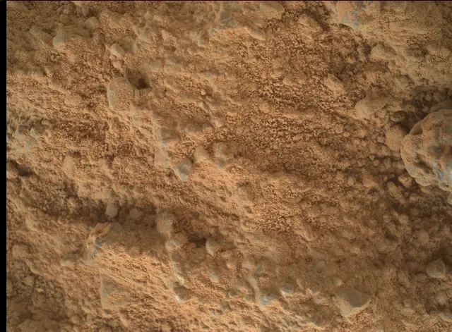 Sol 399: Mars Hand Lens Imager (MAHLI)