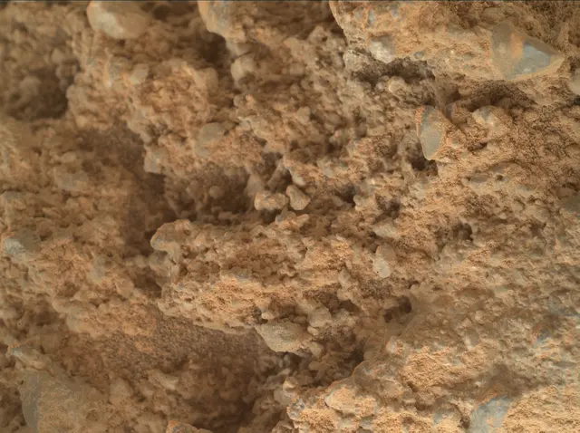 Sol 399: Mars Hand Lens Imager (MAHLI)