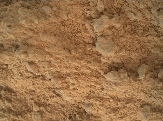 Sol 399: Mars Hand Lens Imager (MAHLI)