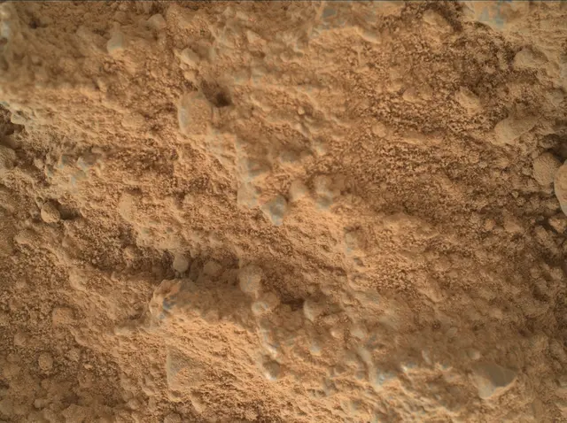 Sol 399: Mars Hand Lens Imager (MAHLI)