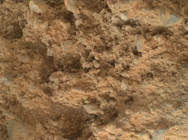 Sol 399: Mars Hand Lens Imager (MAHLI)