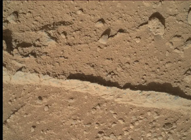 Sol 400: Mars Hand Lens Imager (MAHLI)