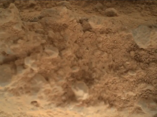 Sol 400: Mars Hand Lens Imager (MAHLI)
