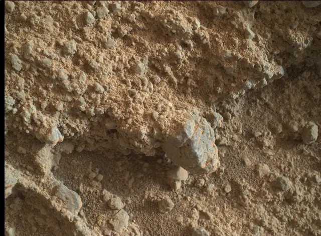 Sol 400: Mars Hand Lens Imager (MAHLI)