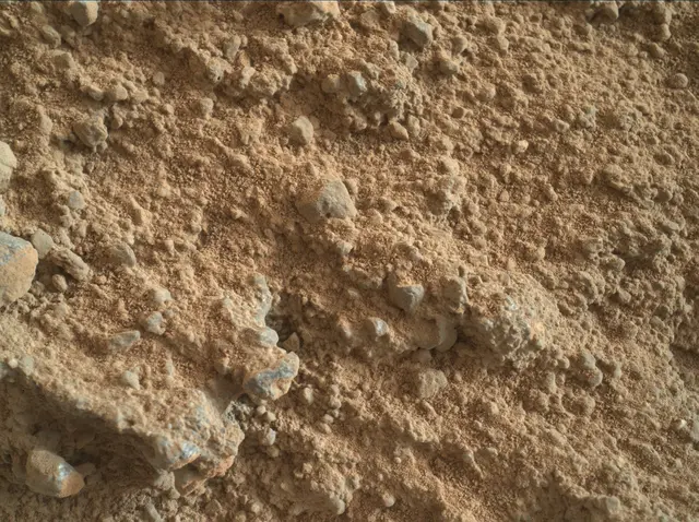 Sol 400: Mars Hand Lens Imager (MAHLI)