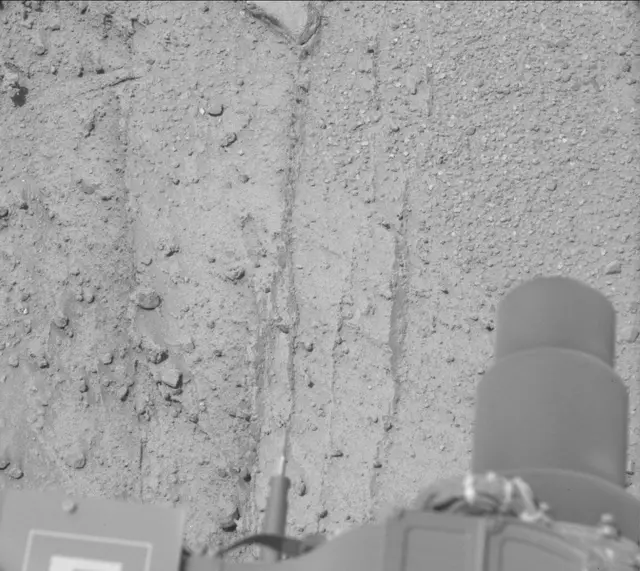 Sol 401: Mast Camera (Mastcam)