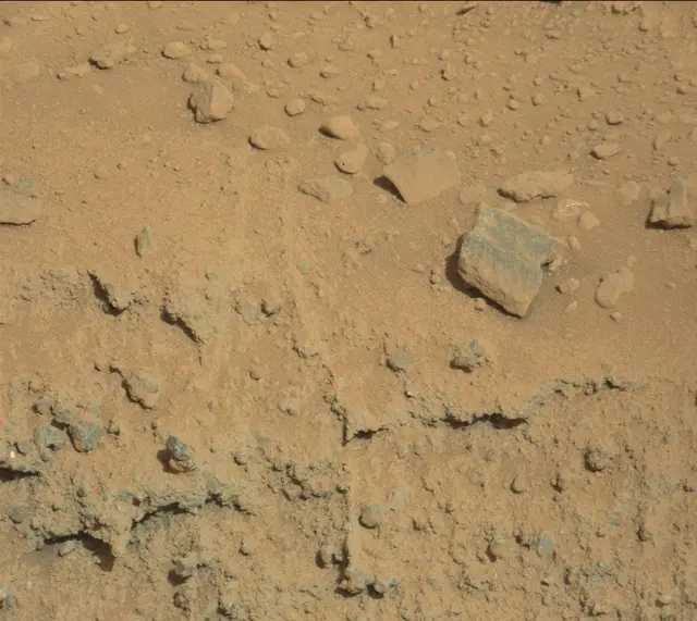 Sol 401: Mast Camera (Mastcam)