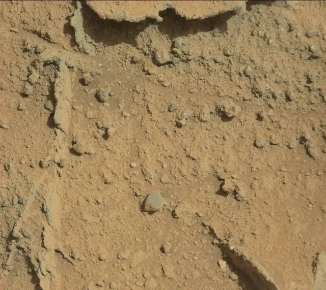 Sol 401: Mast Camera (Mastcam)