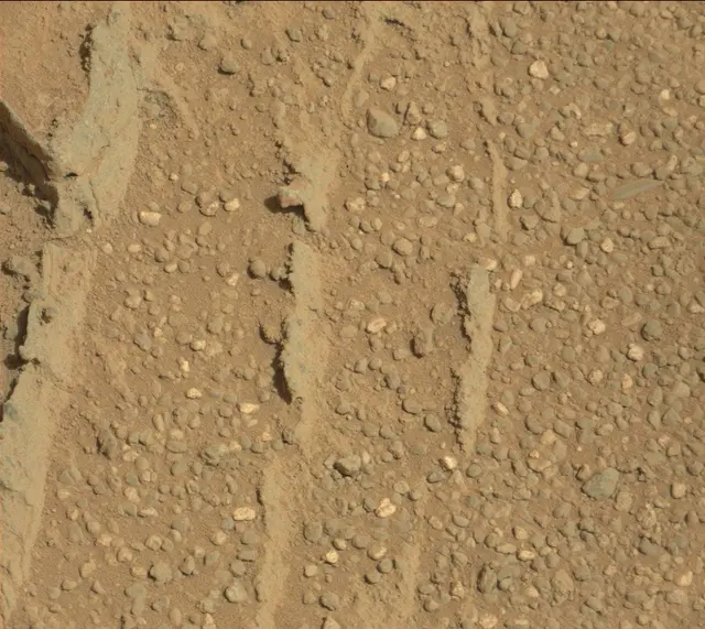 Sol 401: Mast Camera (Mastcam)