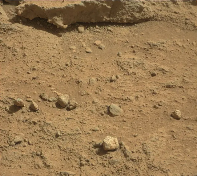Sol 401: Mast Camera (Mastcam)