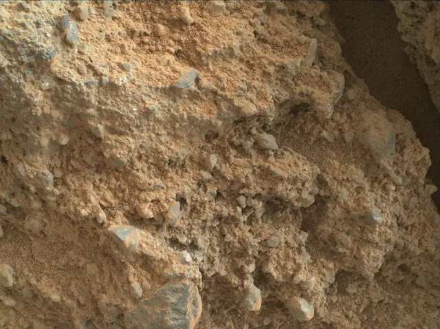 Sol 401: Mars Hand Lens Imager (MAHLI)