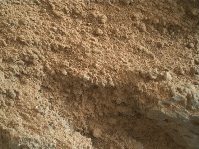 Sol 401: Mars Hand Lens Imager (MAHLI)