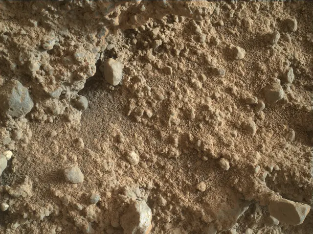 Sol 401: Mars Hand Lens Imager (MAHLI)
