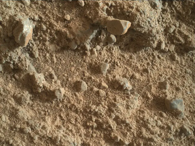 Sol 401: Mars Hand Lens Imager (MAHLI)