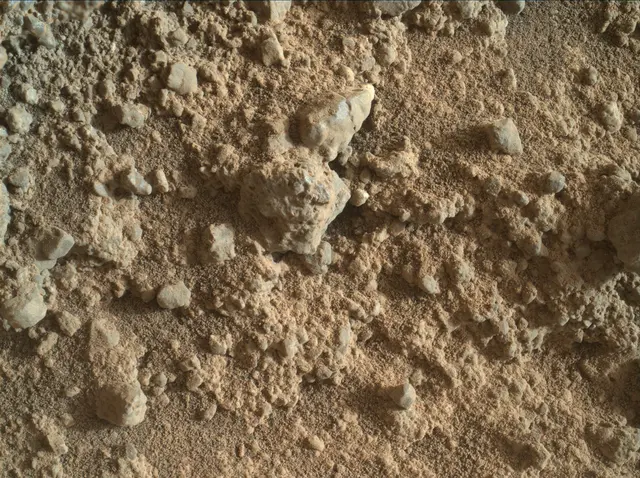 Sol 401: Mars Hand Lens Imager (MAHLI)
