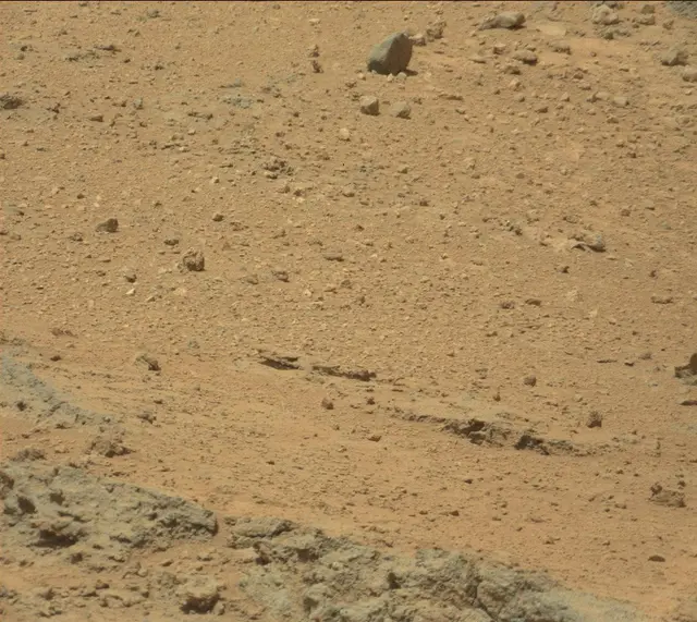 Sol 403: Mast Camera (Mastcam)