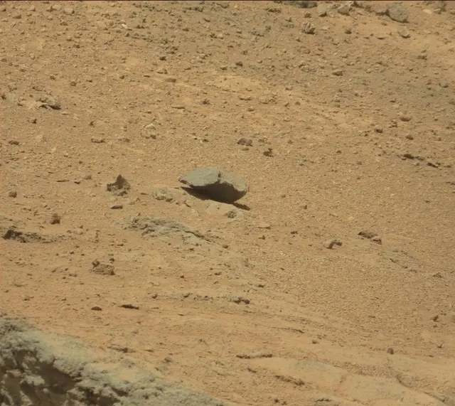 Sol 403: Mast Camera (Mastcam)